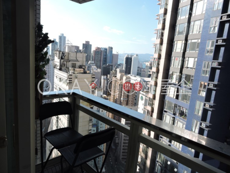 Popular 2 bedroom with balcony | For Sale | Centrestage 聚賢居 Sales Listings