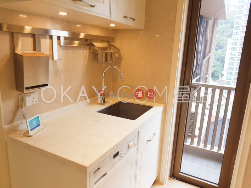 Nicely kept 2 bedroom with balcony | Rental | Kensington Hill 高街98號 Rental Listings