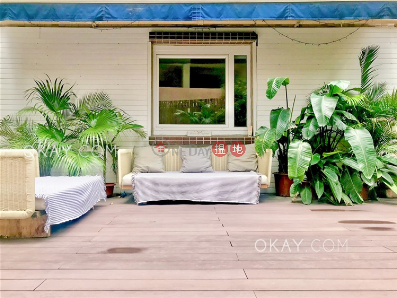 Charming 1 bedroom with terrace | Rental, Kam Kwong Mansion 金光大廈 Rental Listings | Wan Chai District (OKAY-R81371)