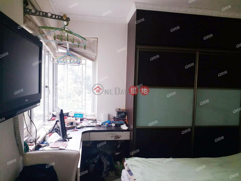 Property Search Hong Kong | OneDay | Residential | Sales Listings | Block 15 On Chak Mansion Sites D Lei King Wan | 3 bedroom Low Floor Flat for Sale