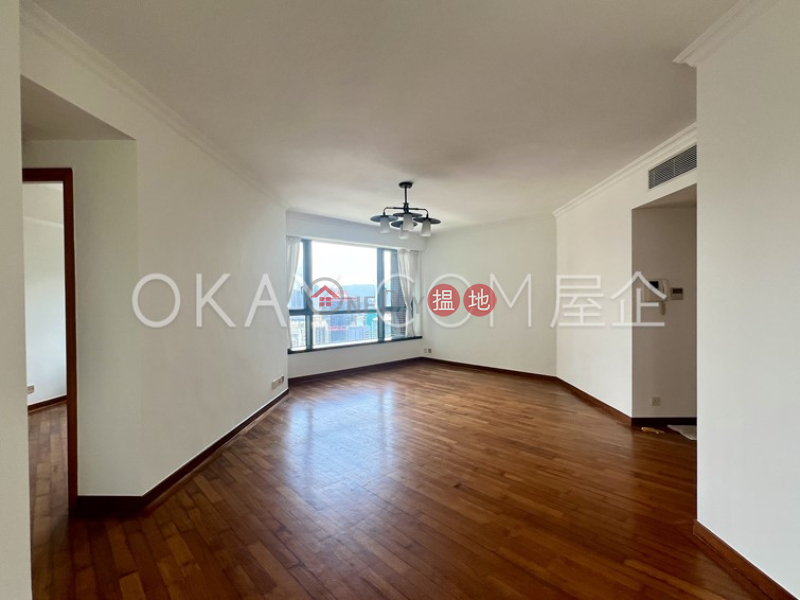 Beautiful 3 bedroom on high floor with harbour views | For Sale | 80 Robinson Road 羅便臣道80號 Sales Listings