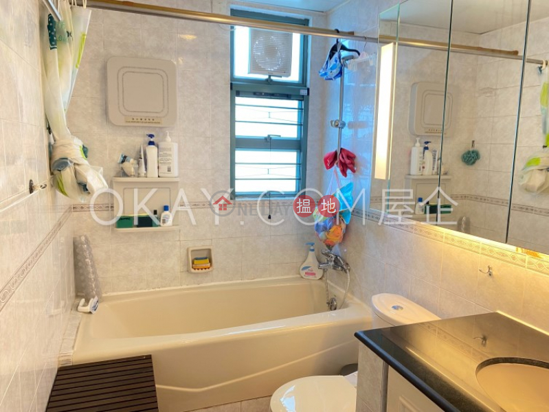 Popular 3 bedroom with balcony | Rental, Discovery Bay, Phase 8 La Costa, Block 18 愉景灣 8期海堤居 18座 Rental Listings | Lantau Island (OKAY-R20833)