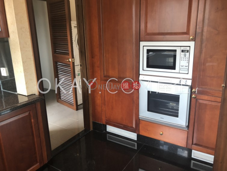 Gorgeous 4 bedroom on high floor with balcony & parking | Rental | Bowen\'s Lookout 寶雲道13號 Rental Listings