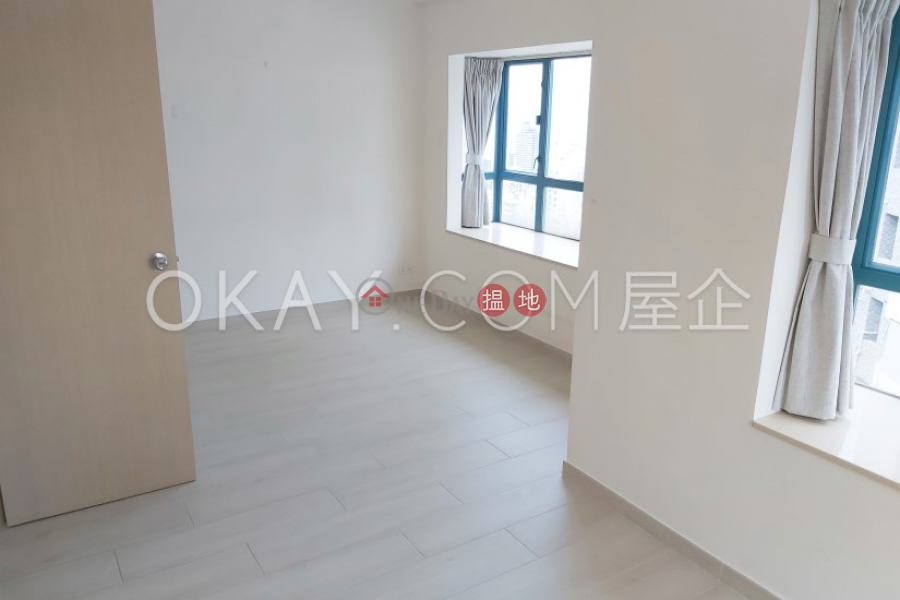 Property Search Hong Kong | OneDay | Residential Rental Listings | Elegant penthouse with rooftop | Rental