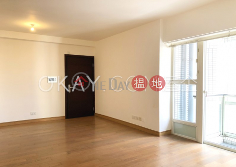 Nicely kept 3 bedroom on high floor with balcony | For Sale | Centrestage 聚賢居 _0