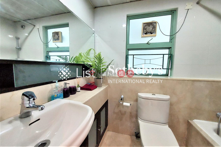 HK$ 38,000/ month Goldwin Heights Western District, Property for Rent at Goldwin Heights with 3 Bedrooms