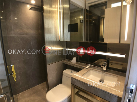Gorgeous 2 bedroom on high floor with balcony | For Sale | King's Hill 眀徳山 _0