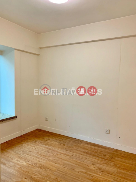 HK$ 27,000/ month | Queen\'s Terrace, Western District 2 Bedroom Flat for Rent in Sheung Wan