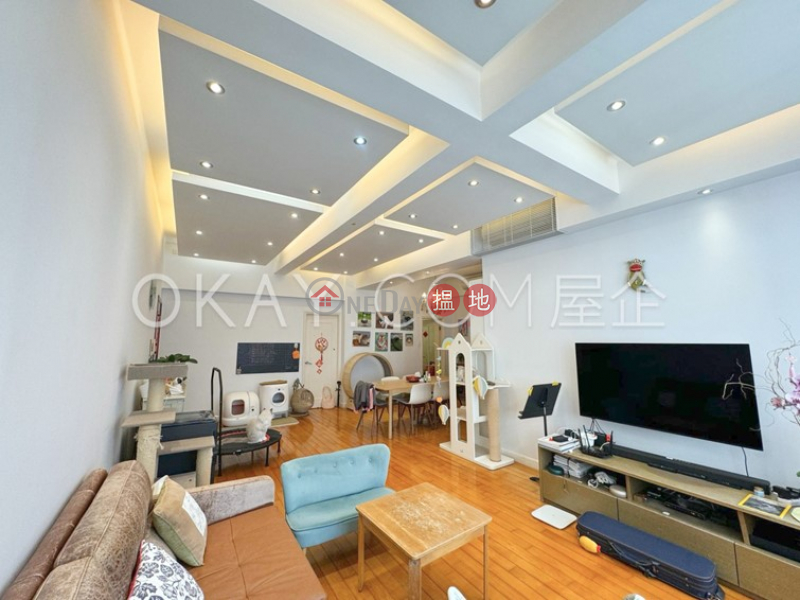 Tasteful 3 bedroom in Happy Valley | For Sale | 1-1A Sing Woo Crescent 成和坊1-1A號 Sales Listings