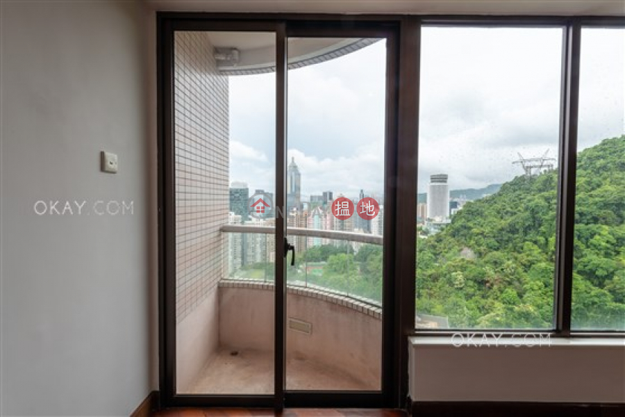 Unique 2 bedroom with balcony & parking | Rental | Grand Bowen 寶雲殿 Rental Listings