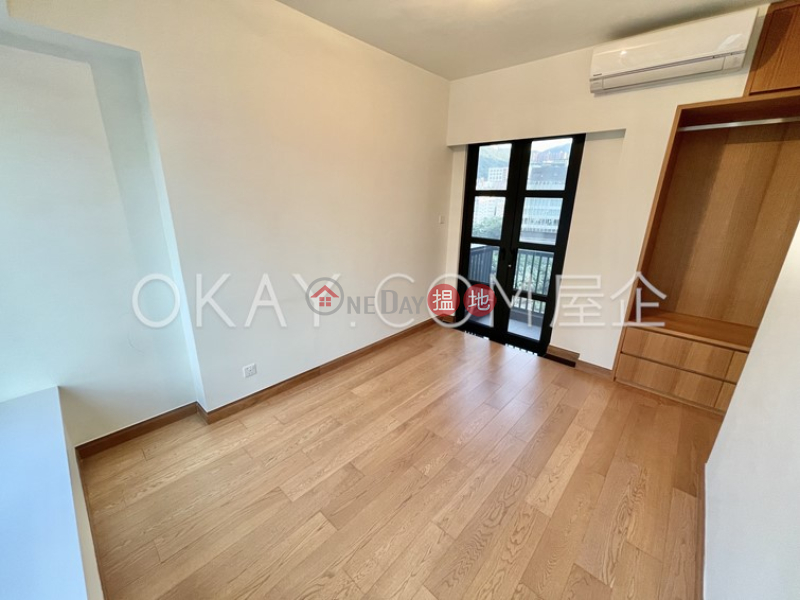 HK$ 40,000/ month Resiglow, Wan Chai District Elegant 2 bedroom on high floor with balcony | Rental