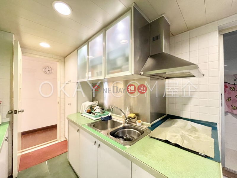 Luxurious 3 bedroom with terrace | For Sale | Yee Hing Mansion 怡興大廈 Sales Listings