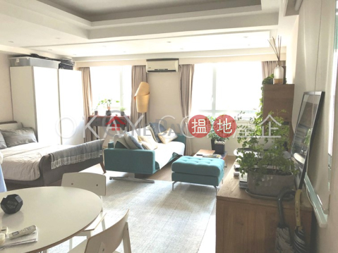 Cozy in Sheung Wan | For Sale, Mandarin Building 文華大廈 | Western District (OKAY-S356698)_0