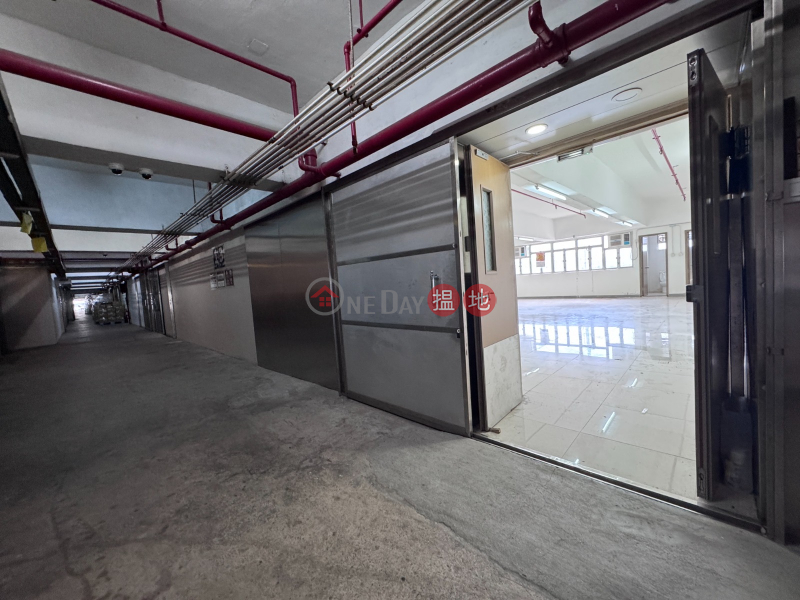 Neat and tidy,square and practical with a toile | 16-26 Kwai Tak Street | Kwai Tsing District Hong Kong | Sales HK$ 3.1M