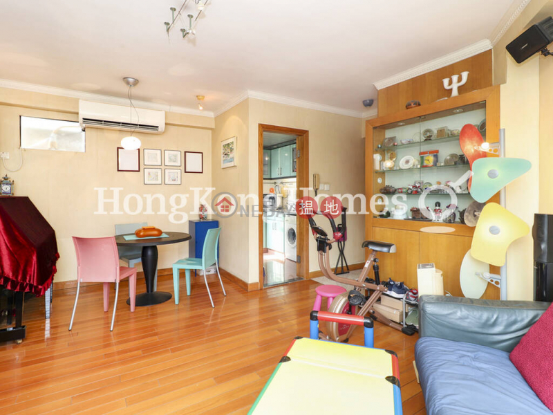 3 Bedroom Family Unit at Block P (Flat 9 - 16) Kornhill | For Sale 43-45 Hong On Street | Eastern District | Hong Kong | Sales HK$ 12M