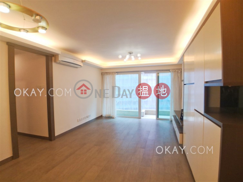 Efficient 3 bedroom with balcony & parking | For Sale | Flora Garden 富麗園 _0