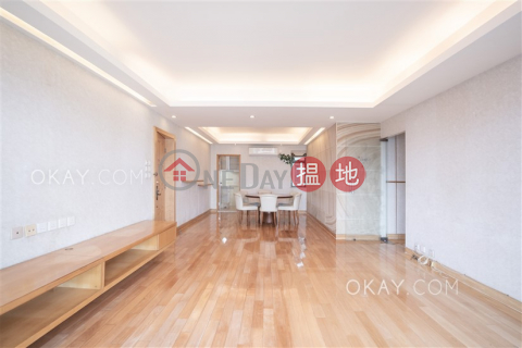Efficient 3 bedroom on high floor with parking | For Sale | Kingsford Gardens 瓊峰園 _0