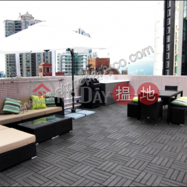 Apartment for Rent in Mid-Levels Central, Fairview Height 輝煌臺 | Central District (A031837)_0