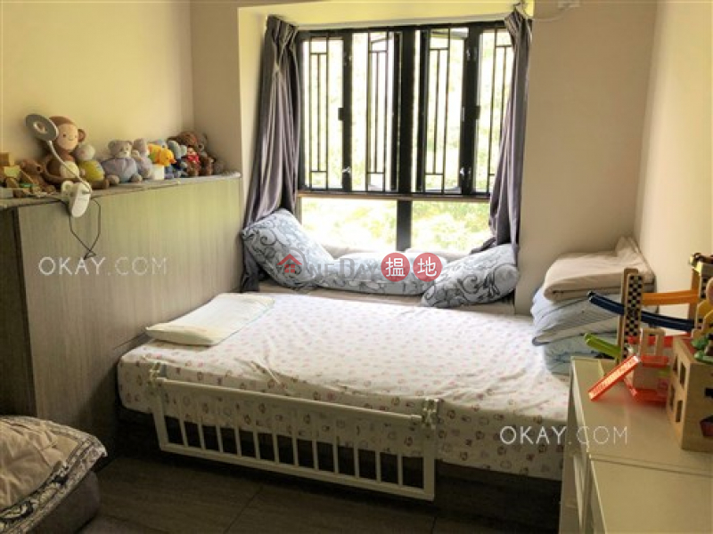 HK$ 21M Scenecliff Western District Charming 3 bedroom on high floor with balcony & parking | For Sale