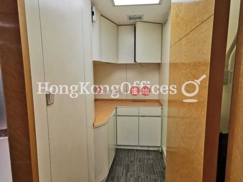 Shun Tak Centre Middle Office / Commercial Property, Rental Listings | HK$ 50,076/ month