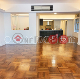 Efficient 4 bedroom with balcony & parking | Rental