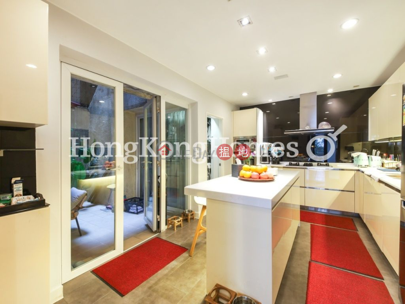 HK$ 23M, Best View Court Central District | 2 Bedroom Unit at Best View Court | For Sale