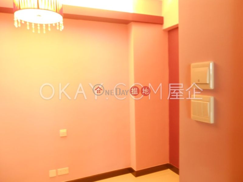 Popular 3 bedroom in Causeway Bay | Rental | Welcome Mansion 華廈大廈 Rental Listings