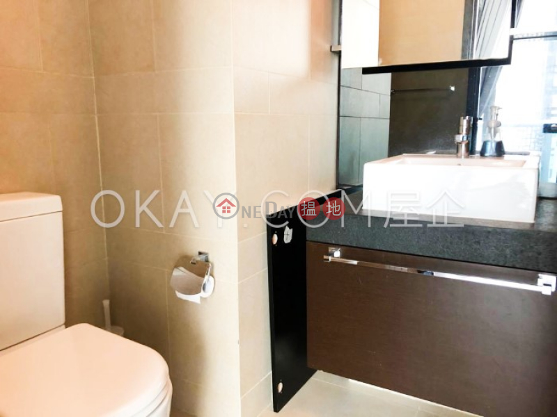 HK$ 32,000/ month, J Residence, Wan Chai District Stylish 2 bedroom with balcony | Rental