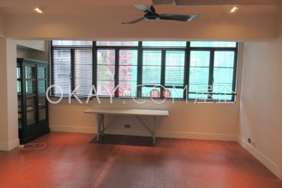 Ho Shing Lau | Middle Residential Rental Listings | HK$ 32,000/ month