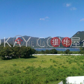 Unique house with sea views, rooftop & balcony | Rental