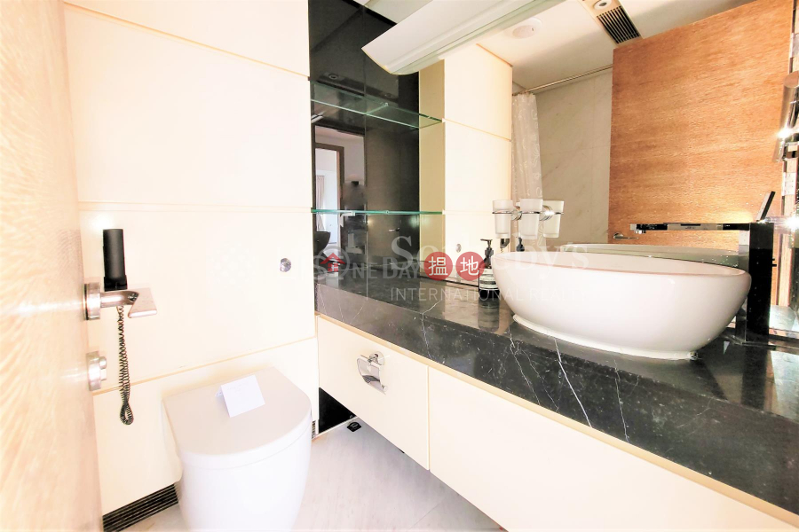 HK$ 52,000/ month Centrestage, Central District, Property for Rent at Centrestage with 3 Bedrooms