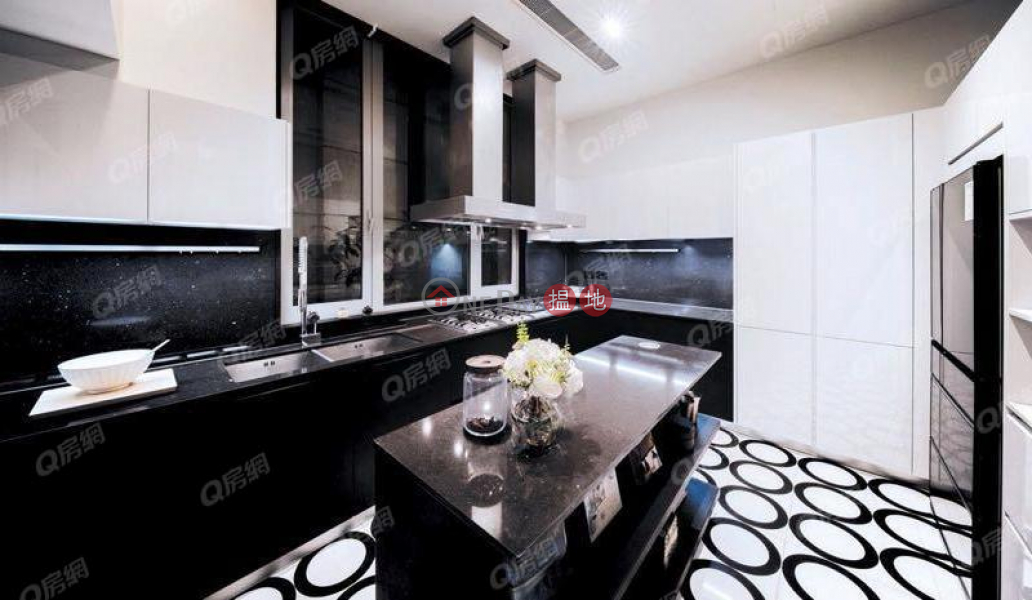 HK$ 868M | No.28 Barker Road Central District | No.28 Barker Road | 5 bedroom House Flat for Sale