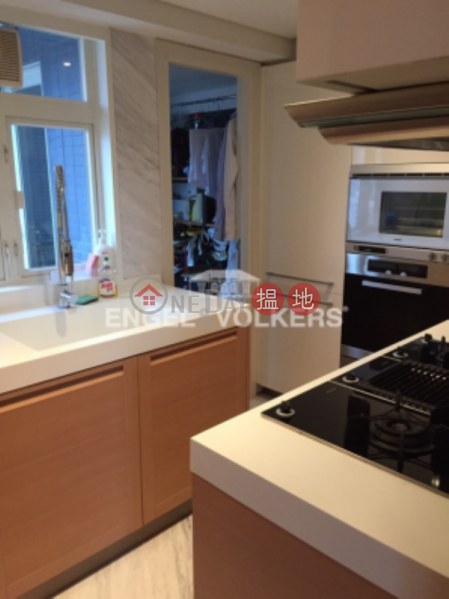 HK$ 62,000/ month, Centrestage Central District | 3 Bedroom Family Flat for Rent in Soho