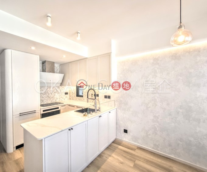 Tasteful 1 bedroom in Pokfulam | Rental, University Heights Block 1 翰林軒1座 Rental Listings | Western District (OKAY-R45773)