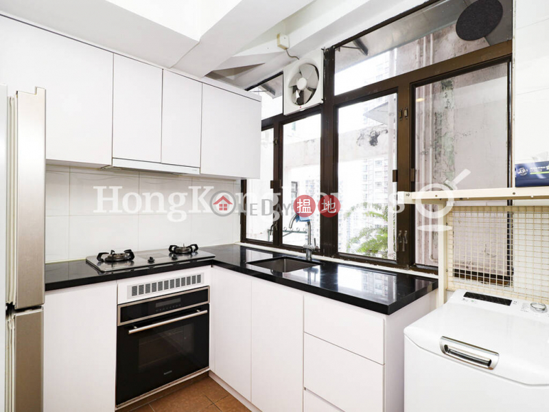 3 Bedroom Family Unit for Rent at Tai Shing Building 129-133 Caine Road | Central District, Hong Kong, Rental HK$ 26,000/ month