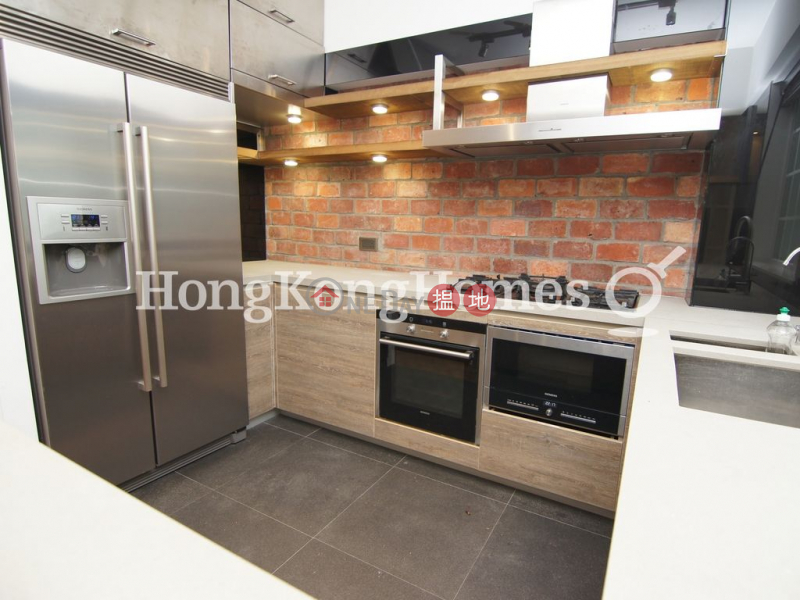 2 Bedroom Unit for Rent at 42 Robinson Road 42 Robinson Road | Western District | Hong Kong | Rental HK$ 32,000/ month
