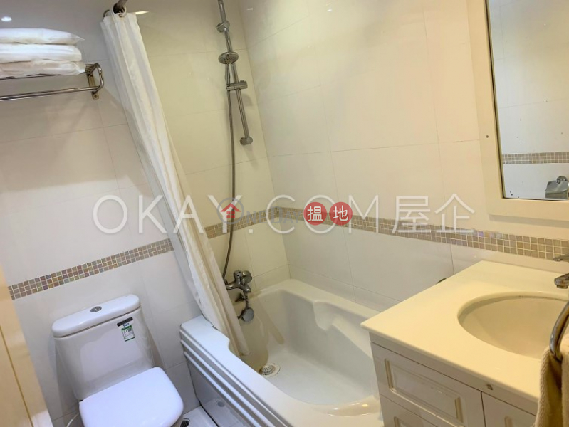 HK$ 19M Block A Grandview Tower Eastern District Efficient 3 bedroom on high floor with parking | For Sale