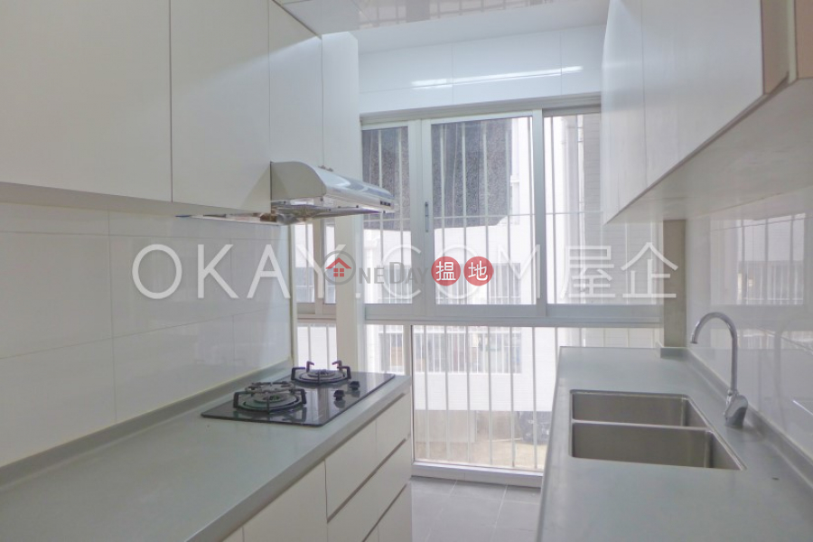 Property Search Hong Kong | OneDay | Residential Rental Listings Nicely kept 3 bedroom with parking | Rental