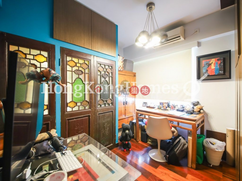 2 Bedroom Unit for Rent at Merry Court | 10 Castle Road | Western District Hong Kong | Rental HK$ 45,000/ month