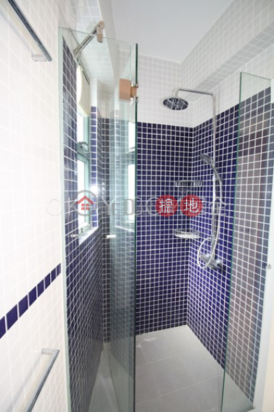 HK$ 15.9M Bisney Terrace Western District | Efficient 2 bedroom with rooftop & parking | For Sale