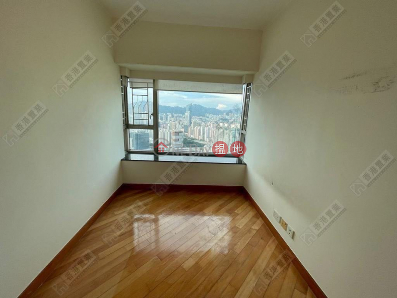Property Search Hong Kong | OneDay | Residential, Sales Listings | Three bedrooms, one apartment, multi-purpose in SORRENTO
