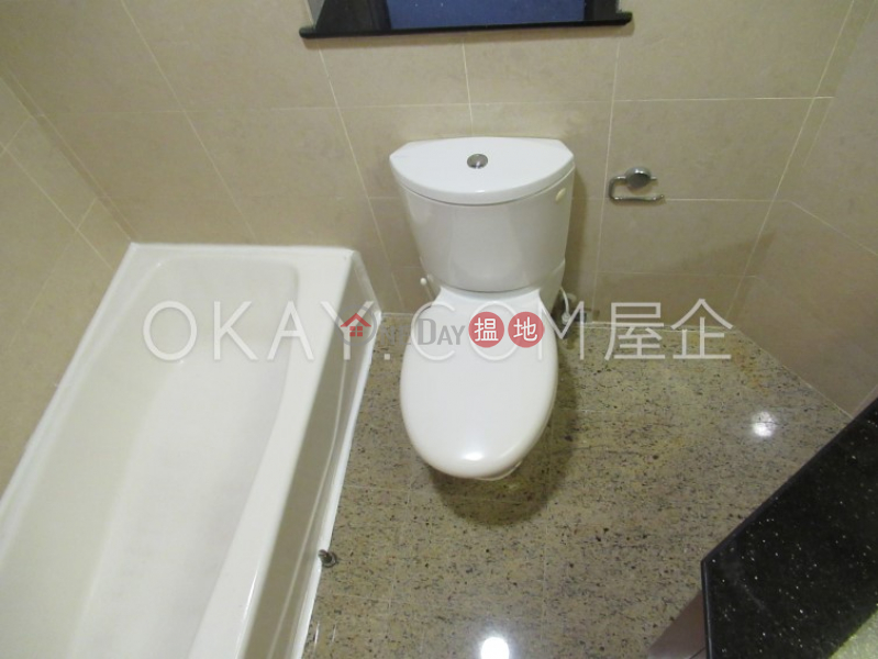 HK$ 25.5M | Sorrento Phase 1 Block 6 Yau Tsim Mong | Lovely 3 bedroom in Kowloon Station | For Sale