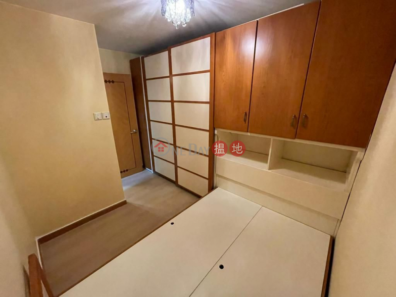 HK$ 22,000/ month Chi Fu Fa Yuen-FU CHUN YUEN, Western District, 3 bedrooms, mountain view, provide a little furniture