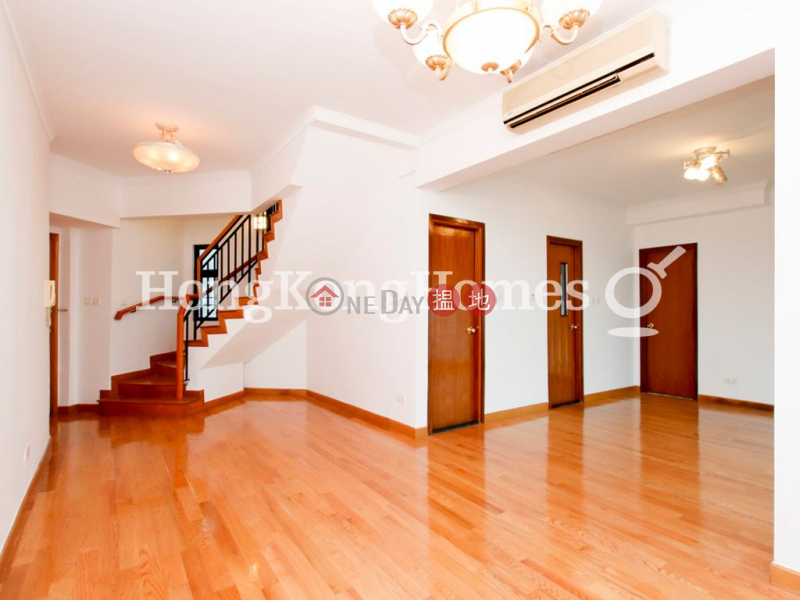 3 Bedroom Family Unit for Rent at Bayshore Apartments 244 Aberdeen Main Road | Southern District, Hong Kong | Rental HK$ 43,000/ month