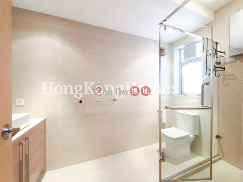 Property Search Hong Kong | OneDay | Residential | Rental Listings 3 Bedroom Family Unit for Rent at Vienna Mansion
