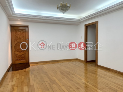 Unique 2 bedroom in Mid-levels West | For Sale | Jing Tai Garden Mansion 正大花園 _0