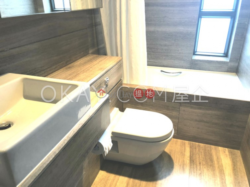 Beautiful 3 bed on high floor with balcony & parking | Rental | Broadwood Twelve 樂天峰 Rental Listings