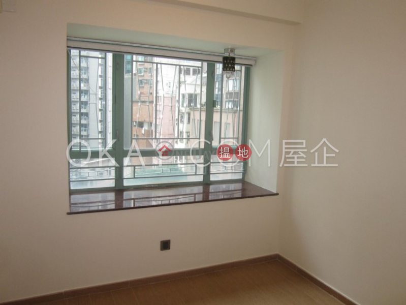 Nicely kept 3 bedroom in Mid-levels West | For Sale | Goldwin Heights 高雲臺 Sales Listings