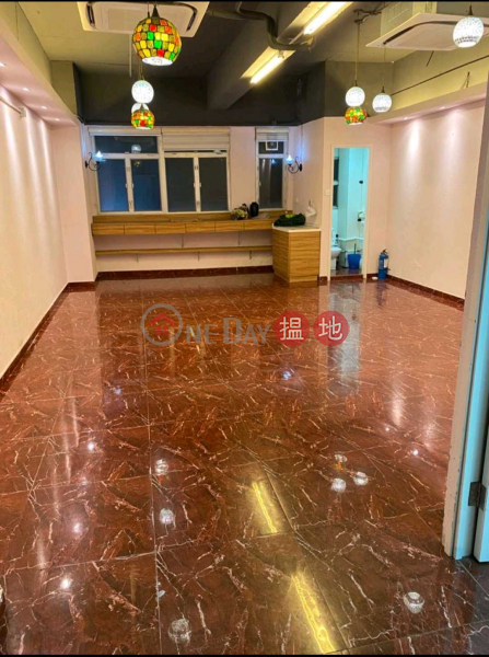 Rare beautiful decoration, only 5 minutes from West Rail Station, central location of Tuen Mun Industrial Zone | Hang Wai Industrial Centre 恆威工業中心 Rental Listings