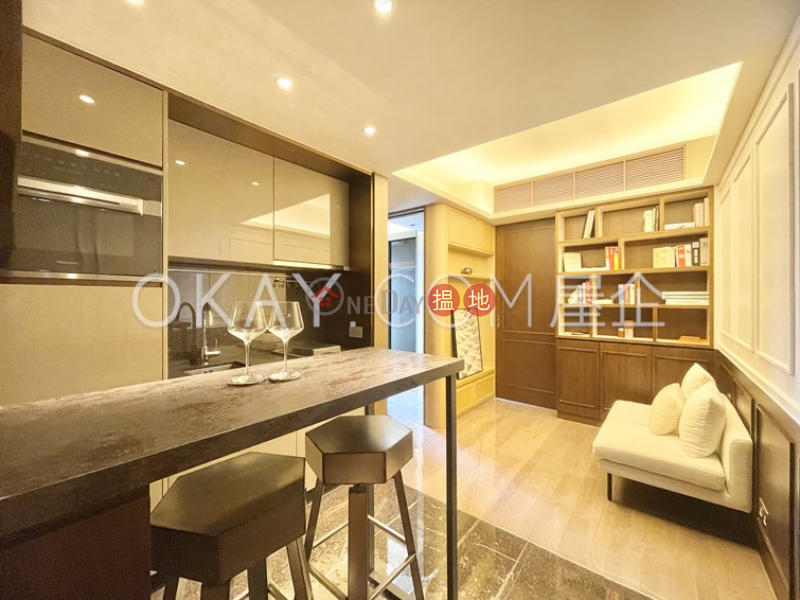 Eight Kwai Fong | High Residential | Rental Listings HK$ 31,300/ month